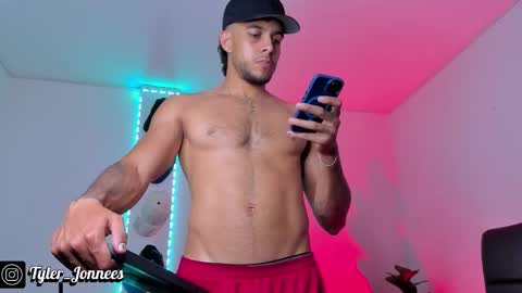 Tyler online show from December 2025 02:16:01 AM