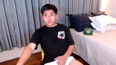 Snapshot of tylerwatson22 chatting on December 2024 09:00:01 AM tyler online show from December 2024 09:00:01 AM