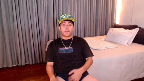 Snapshot of tylerwatson22 chatting on December 2024 01:33:01 PM tyler online show from December 2024 01:33:01 PM