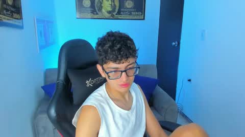   online show from February 2025 03:04:02 AM