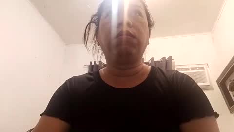 tyrahwang online show from January 2025 12:59:01 AM