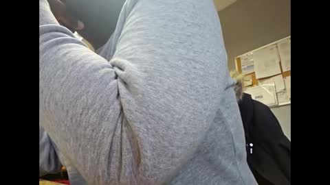 Snapshot of tyroneall chatting on December 2024 02:15:01 PM tyroneall online show from December 2024 02:15:01 PM