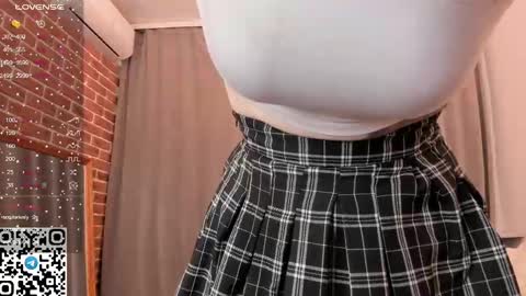 Snapshot of tyty_pupu chatting on February 2025 05:31:01 PM Christine 3 Next broadcast tomorrow at 2100 GMT 5 online show from February 2025 05:31:01 PM