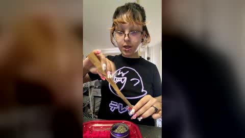 Snapshot of ubeflavoredcherry chatting on March 2026 04:34:02 PM ubeflavoredcherry online show from March 2026 04:34:02 PM