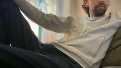 Ross online show from November 2025 08:29:01 PM