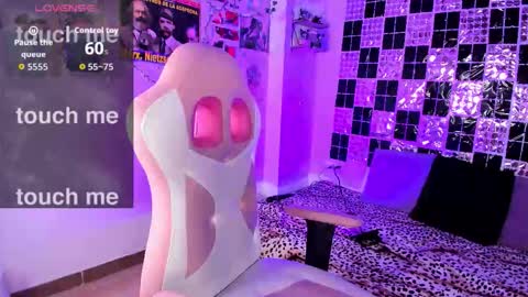 uchikydoll online show from February 2026 10:58:02 PM