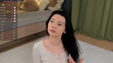 Lili online show from February 2025 10:28:02 PM