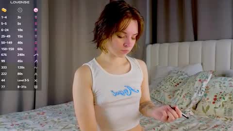 Snapshot of udeleclive chatting on October 2025 03:13:01 PM Polly online show from October 2025 03:13:01 PM