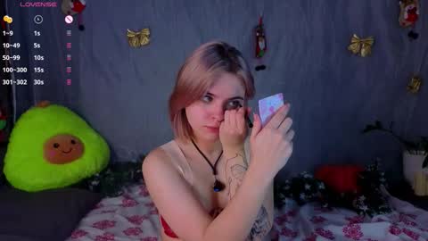 Polly online show from December 2025 03:41:02 PM