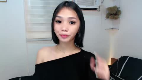 Snapshot of ughliah chatting on October 2025 02:01:02 AM urbbgirl alliah online show from October 2025 02:01:02 AM