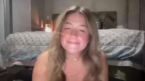 Tate online show from October 2025 03:56:02 PM