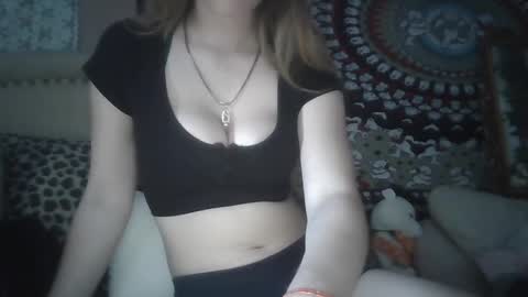 Snapshot of uhhhmeg chatting on February 2025 12:16:01 AM uhhhmeg online show from February 2025 12:16:01 AM