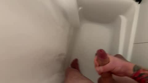 Snapshot of uknoreverse chatting on December 2025 06:15:01 PM uknoreverse online show from December 2025 06:15:01 PM