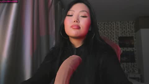 uko sa online show from November 2025 06:30:01 PM