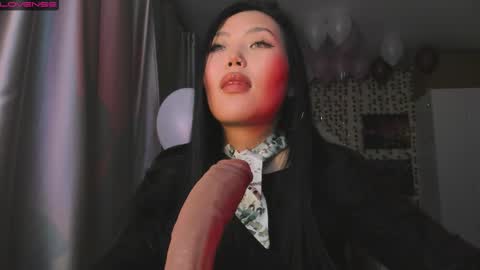 uko sa online show from November 2025 03:38:02 PM