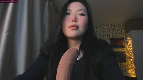 uko sa online show from December 2025 04:26:01 PM