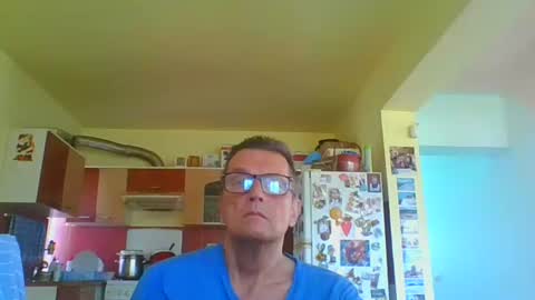 ulmeni4 online show from April 2026 11:09:01 AM