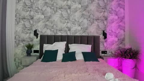 Melena online show from October 2025 02:43:02 AM