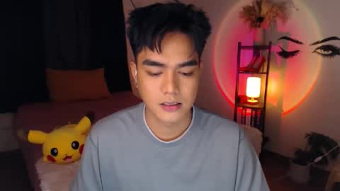 Alex online show from February 2025 07:35:02 PM