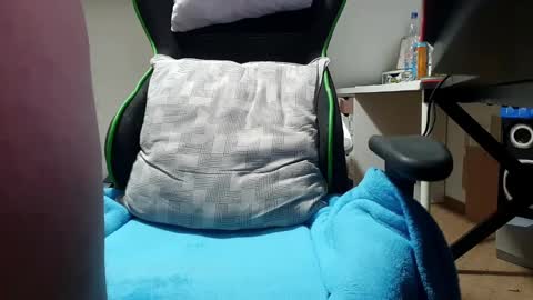 Snapshot of ultraunique chatting on December 2024 11:39:02 PM Mr. Mrs. Smith online show from December 2024 11:39:02 PM