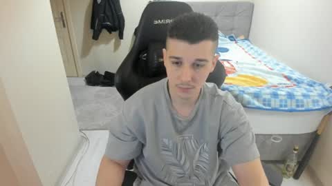 hi im mike tyson -  online show from January 2025 06:07:01 PM