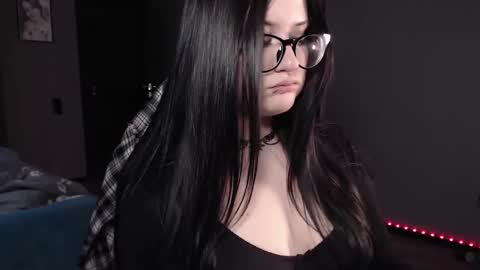 Snapshot of uminarin chatting on February 2025 01:11:02 PM Julia online show from February 2025 01:11:02 PM