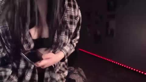 Snapshot of uminarin chatting on February 2025 12:34:02 PM Julia online show from February 2025 12:34:02 PM