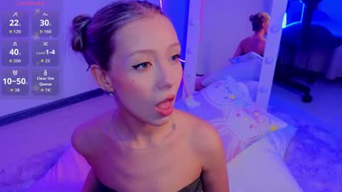 umpa_lummpa_ online show from April 2026 02:38:01 AM