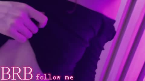 Una  online show from January 2025 03:20:01 PM