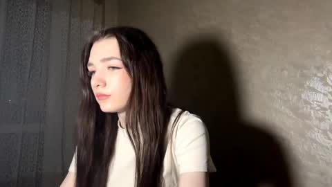 Isobelle lisi online show from January 2026 12:43:02 PM