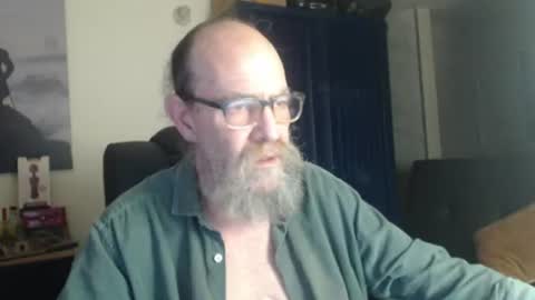 Snapshot of uncle_hottiecb chatting on July 2026 05:20:02 AM Uncle Hottie online show from July 2026 05:20:02 AM