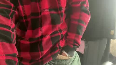 uncutbeard129840 online show from November 2025 05:36:02 PM