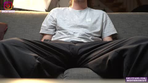 Mister Uncut online show from October 2025 09:53:02 PM