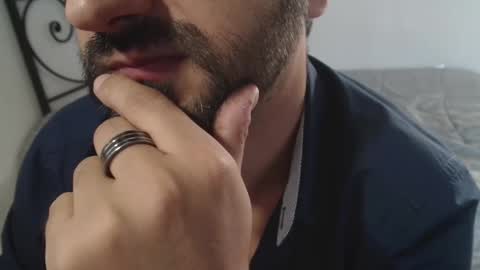 Giov online show from October 2025 02:26:01 PM