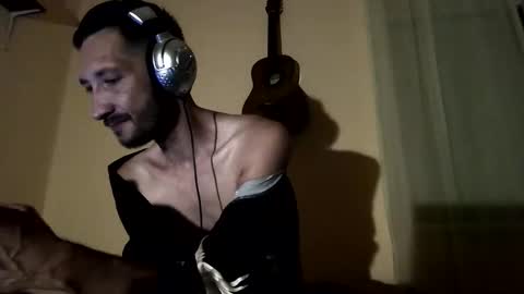 Snapshot of underguy19 chatting on September 2025 09:48:01 PM underguy19 online show from September 2025 09:48:01 PM