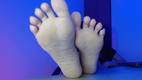   online show from December 2024 03:15:02 AM