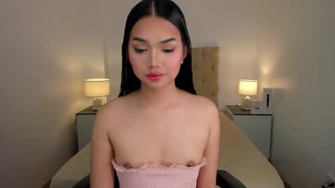Lily online show from February 2026 10:27:02 PM