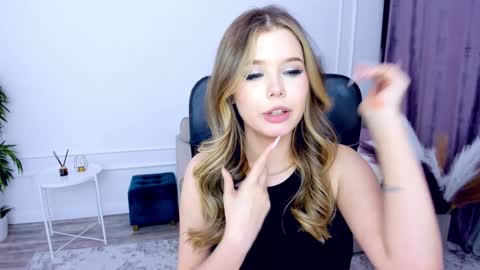 Alice online show from February 2025 01:54:01 AM