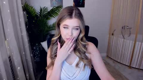 Alice online show from March 2025 11:27:01 PM