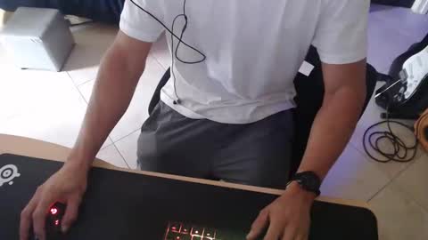 unicornflowers online show from December 2024 09:15:02 PM