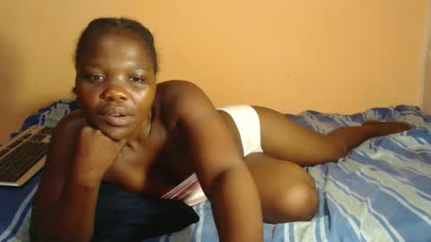 UNIQUEBONY online show from February 2025 01:11:01 AM