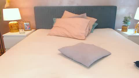 Andreea online show from December 2024 11:55:02 AM