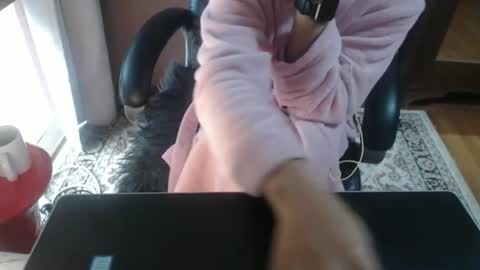 unlimitedloving online show from October 2025 12:19:01 AM