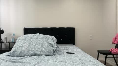 Stepbro online show from November 2025 11:54:02 AM