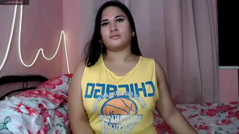 Snapshot of ur_baby_rebbecca chatting on April 2026 11:13:02 AM SINGLE online show from April 2026 11:13:02 AM