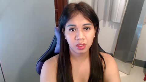 Vee online show from December 2024 08:11:02 AM