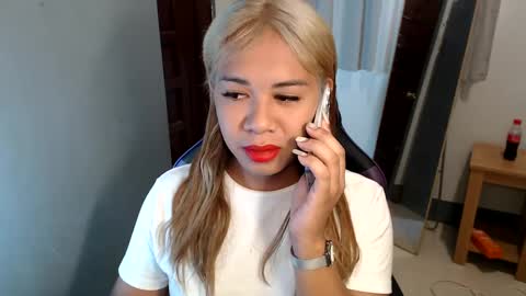 Vee online show from January 2025 04:21:01 AM