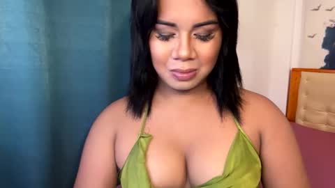 Vee online show from November 2025 08:13:02 AM