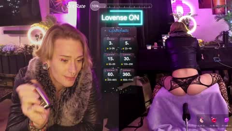 Snapshot of ur_daylee_dose chatting on January 2025 01:04:02 PM Ur Daylee dose online show from January 2025 01:04:02 PM