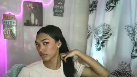 ur_dazzlingmorenaxx online show from May 2026 02:18:02 AM